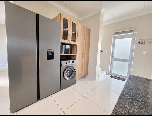 3 BEDROOM DUPLEX FOR SALE IN ALBERTSDAL